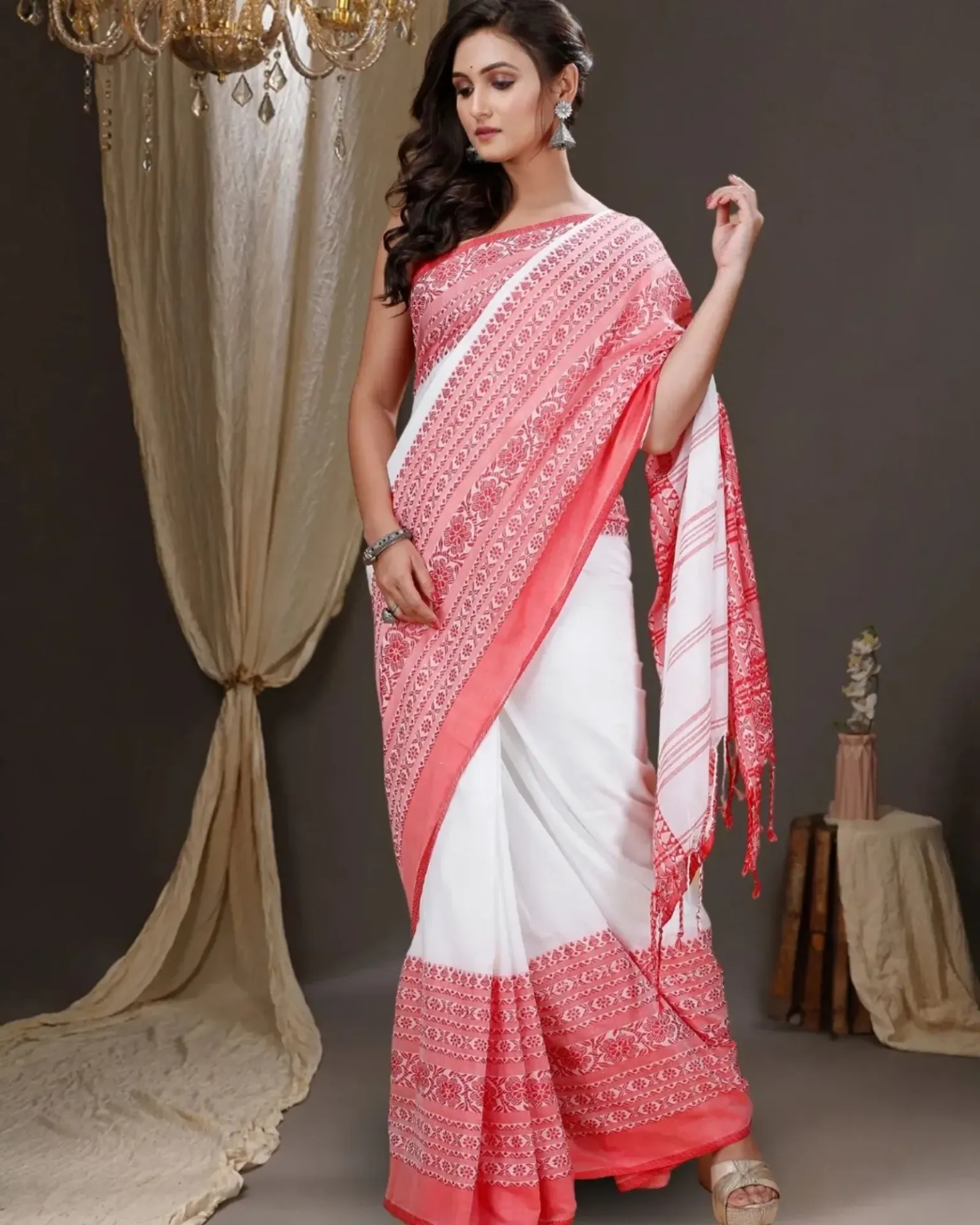Red & White Begumpuri Saree